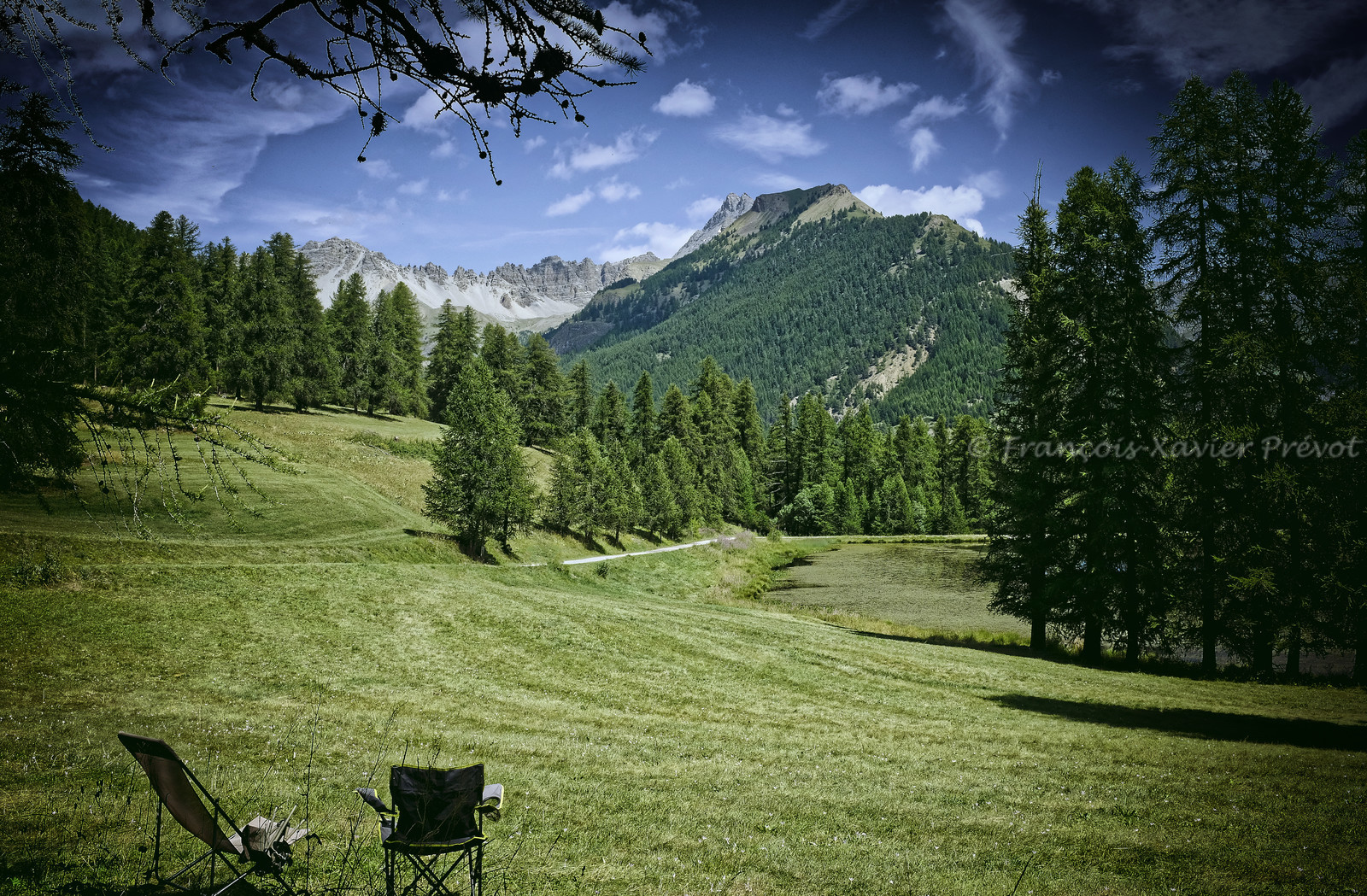 photo des alpes dans la vallee du queyras