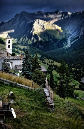 photo des alpes dans la vallee du queyras